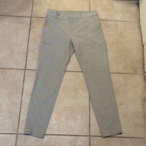 Athleta Wanderstash Skinny Pant Travel Hike Size 6 wheat color